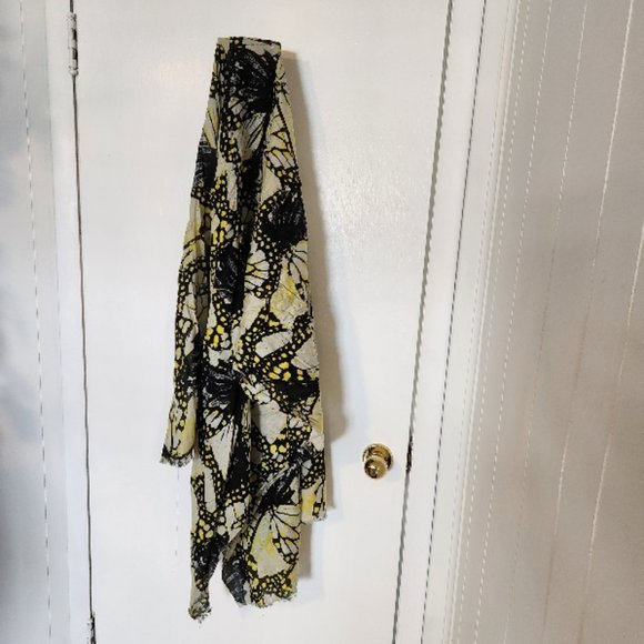 LARGE WRAPAROUND SHAWL SCARF - Picture 2 of 5